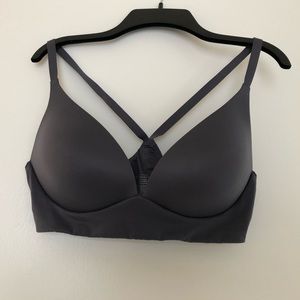 VS lightly lined plunge bra 38C. Gunmetal gray